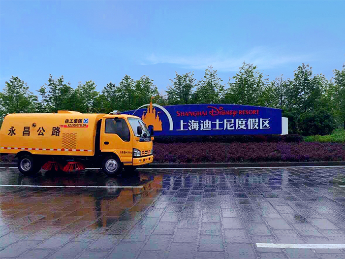 德赢vwin扫路车保洁上海迪士尼
