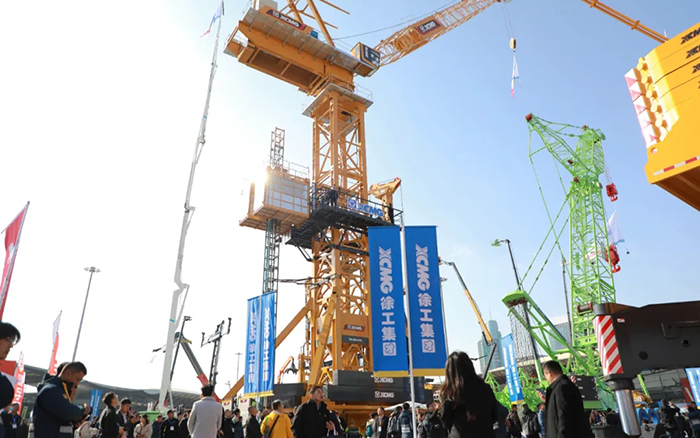 bauma CHINA 2024丨德赢vwin塔式起重机、智能施工升降机火热亮相